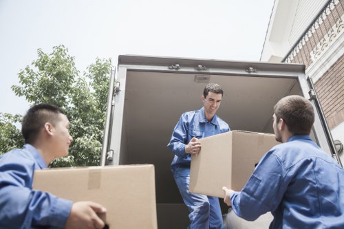 Removal vehicle loaded securely for safe transport